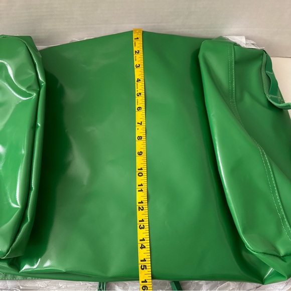 NEW Baboon to the Moon Go-Bag [Basic] — Big (60L) Green - Picture 9 of 14